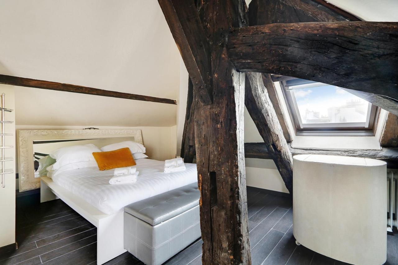 Pick A Flat'S Apartments In Le Marais - Rue Saint Merri パリ エクステリア 写真