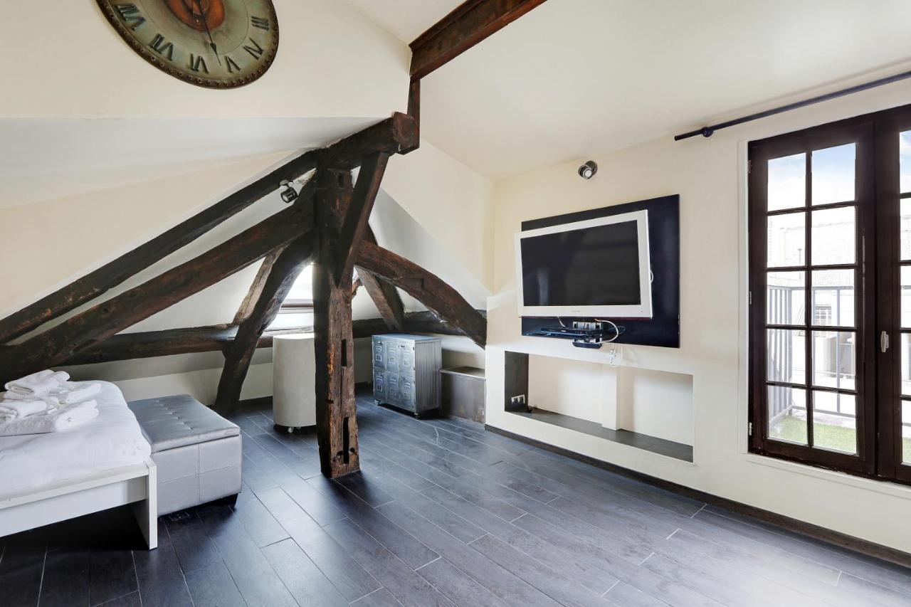 Pick A Flat'S Apartments In Le Marais - Rue Saint Merri パリ エクステリア 写真