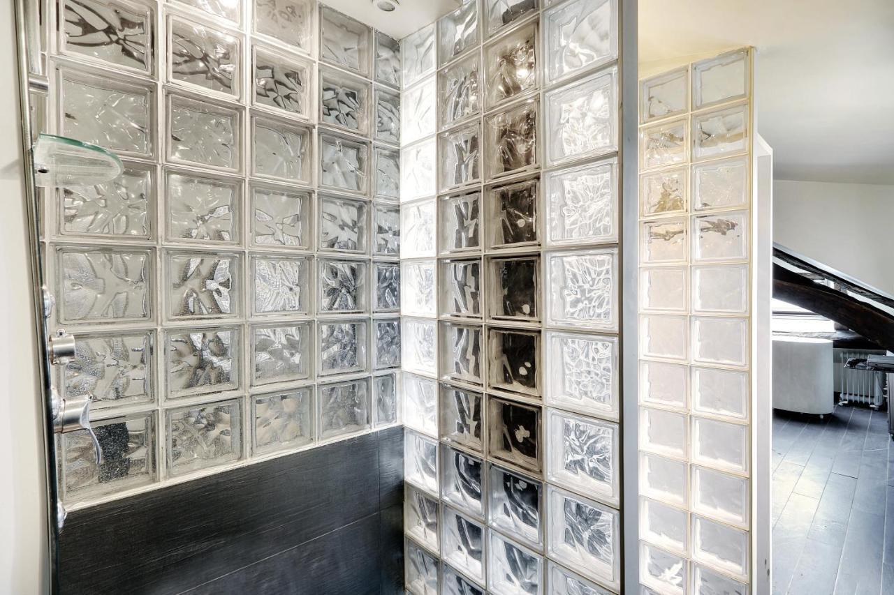 Pick A Flat'S Apartments In Le Marais - Rue Saint Merri パリ エクステリア 写真