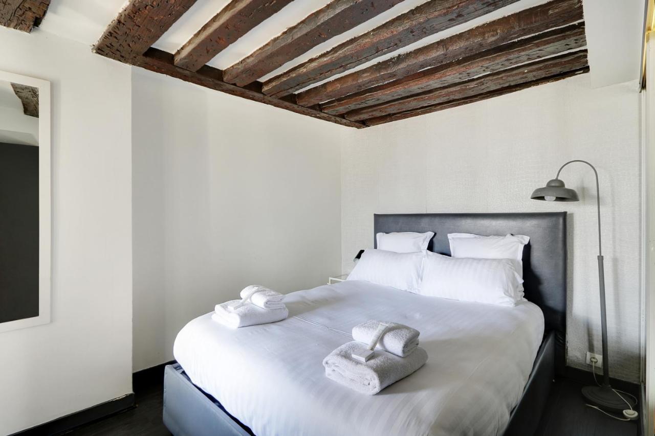 Pick A Flat'S Apartments In Le Marais - Rue Saint Merri パリ エクステリア 写真